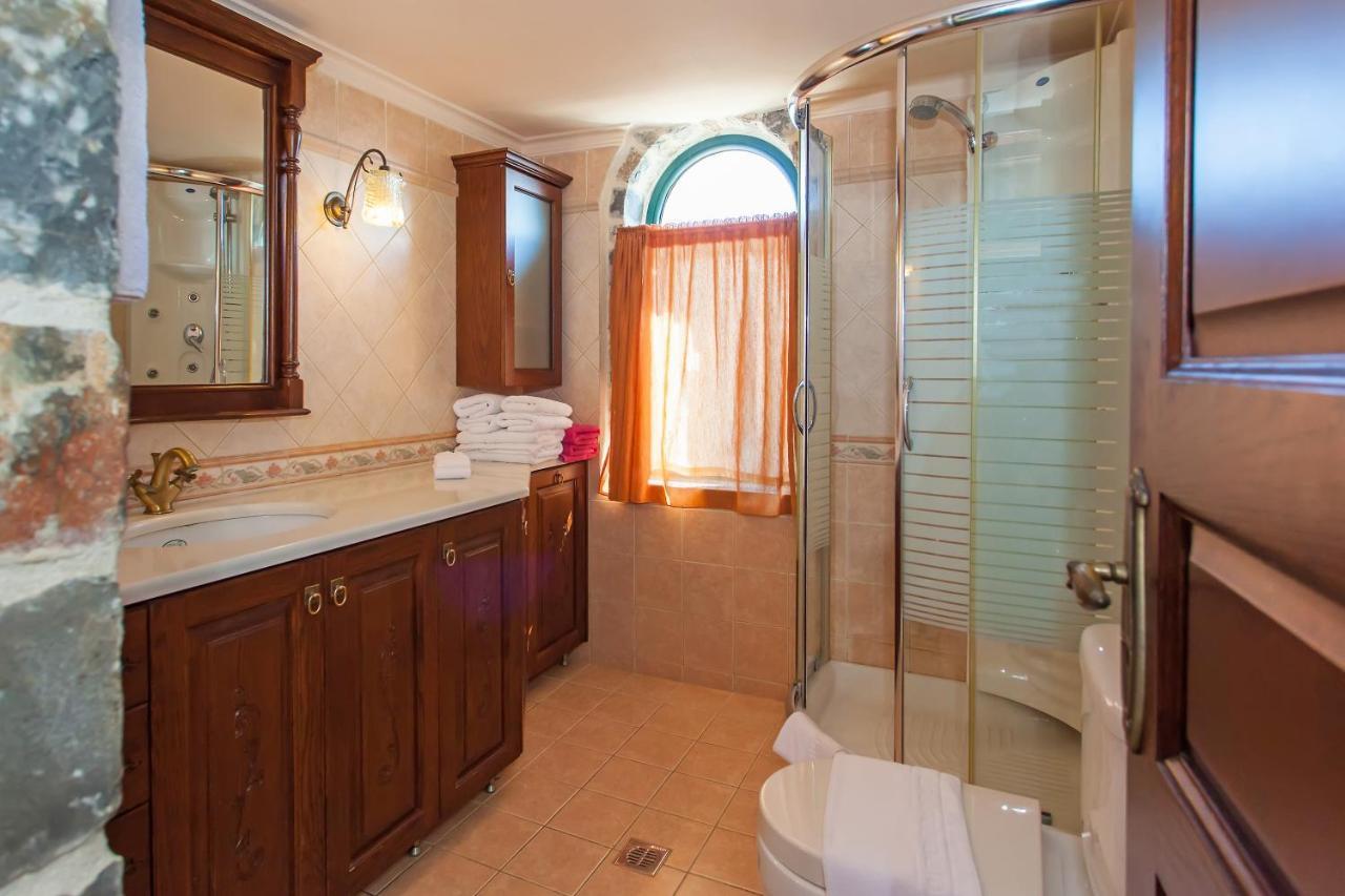 Villa Antina By Posarellivillas Litsárdha Екстериор снимка